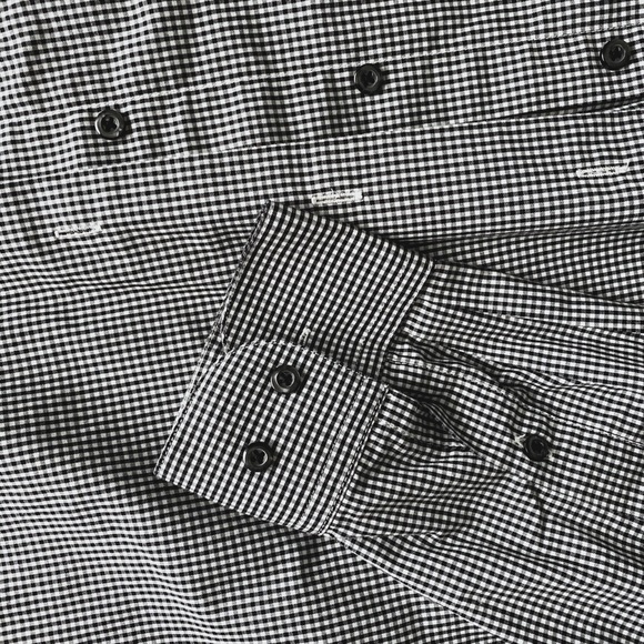 Basic dress up shirt - Picture 2 of 3